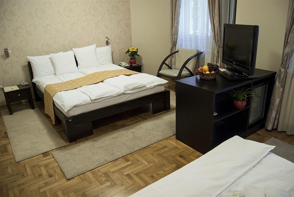 Villa Forest Belgrade Exterior photo